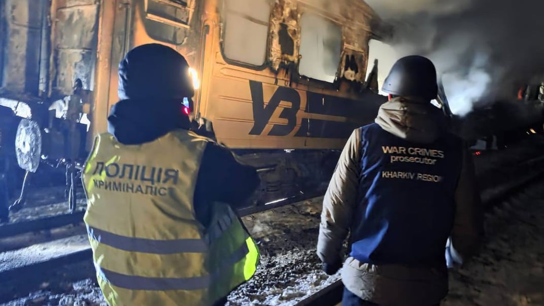 Наслідки російського удару по пасажирському поїзду на Харківщині, 27 січня 2026 року