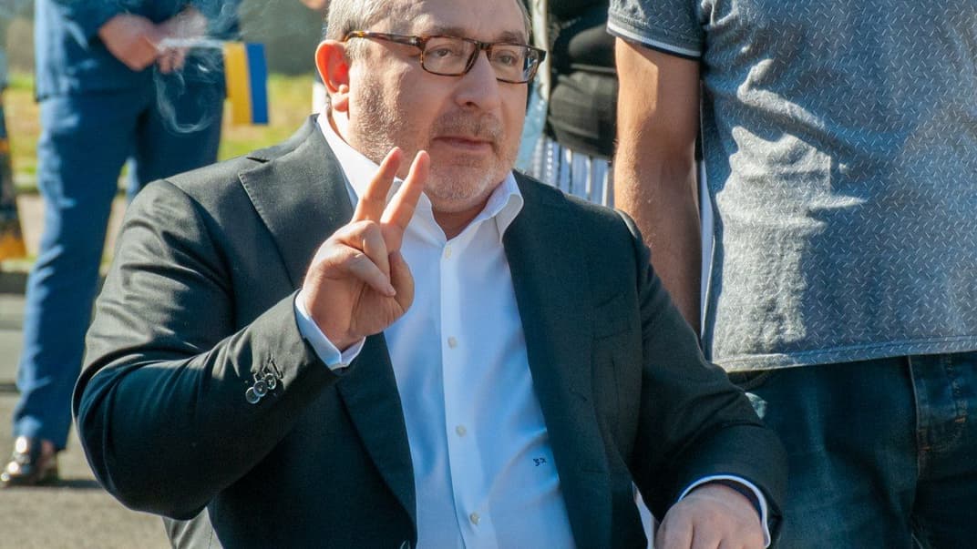 Мер Харкова Геннадій Кернес під час церемонії підняття прапора в Харкові, 23 серпня 2020 року