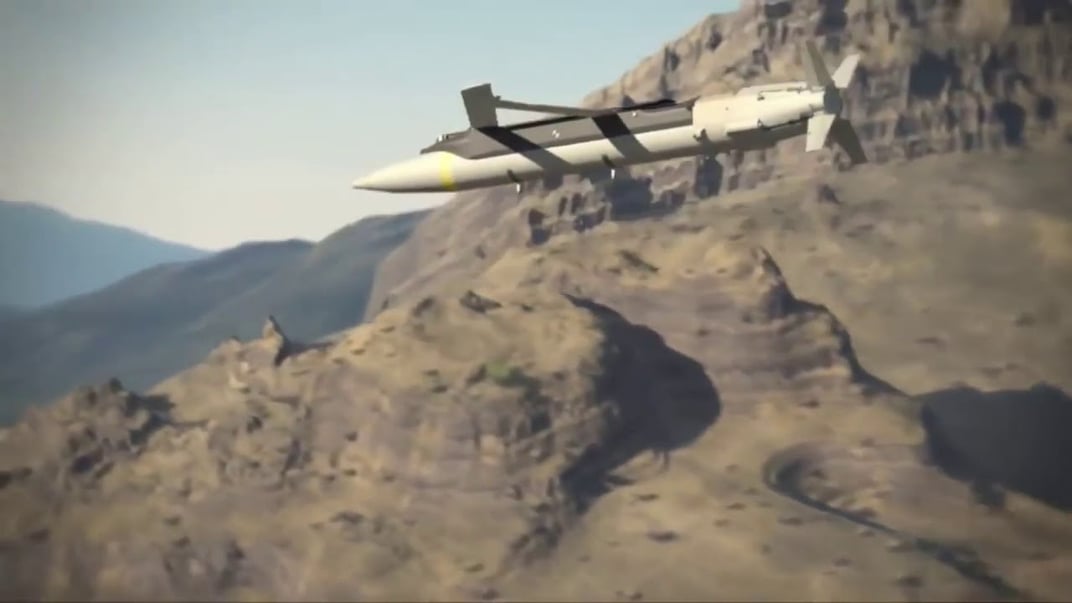 Ілюстративне фото. Проліт планерної авіабомби GLSDB