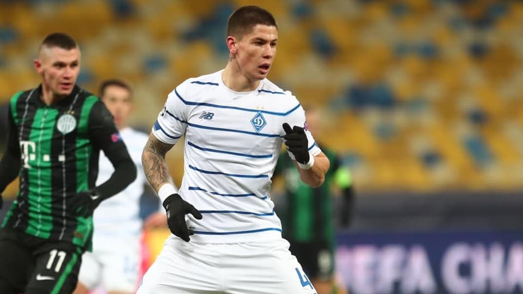 Футболіст «Динамо» Денис Попов, який забив єдиний гол у матчі з «Ференцварошем» на НСК «Олімпійський», Київ, 8 грудня 2020 року