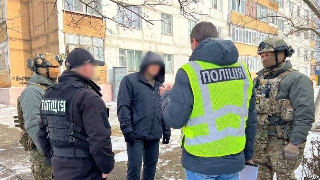 Викриття посадовця