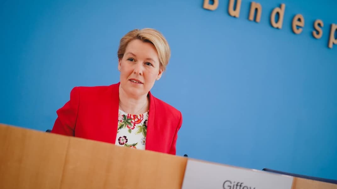 Колишня міністерка у справах сімʼї, людей похилого віку, жінок і молоді Німеччини Франциска Ґіффай