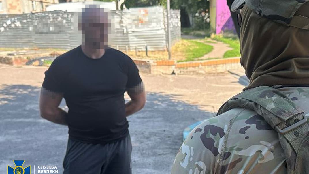 Задержание подозреваемых в вымогательстве средств