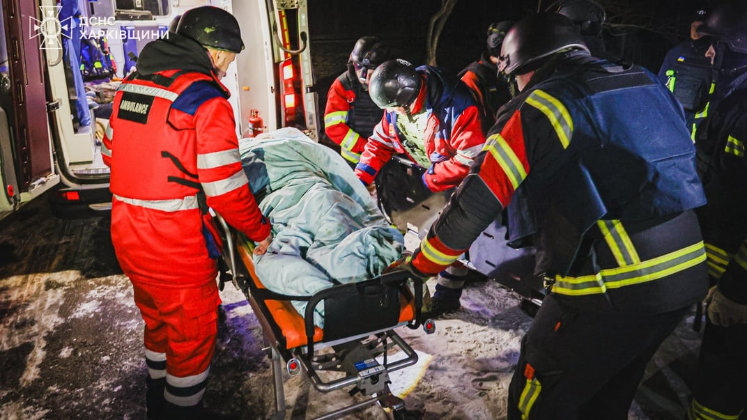 Из медучреждения в Харькове эвакуировали десятки пациентов после российского обстрела, 28 февраля 2025 года