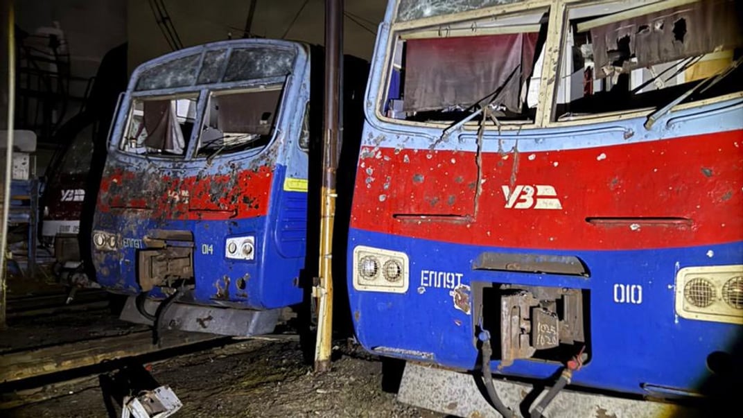 Поезда, поврежденные в результате российского удара