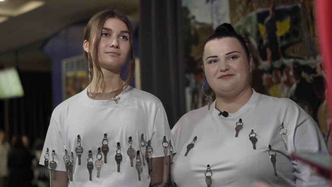 Співачки Alyona Alyona і Jerry Heil під час пресконференції перед тим, як вирушити до Швеції, 25 квітня 2024 року