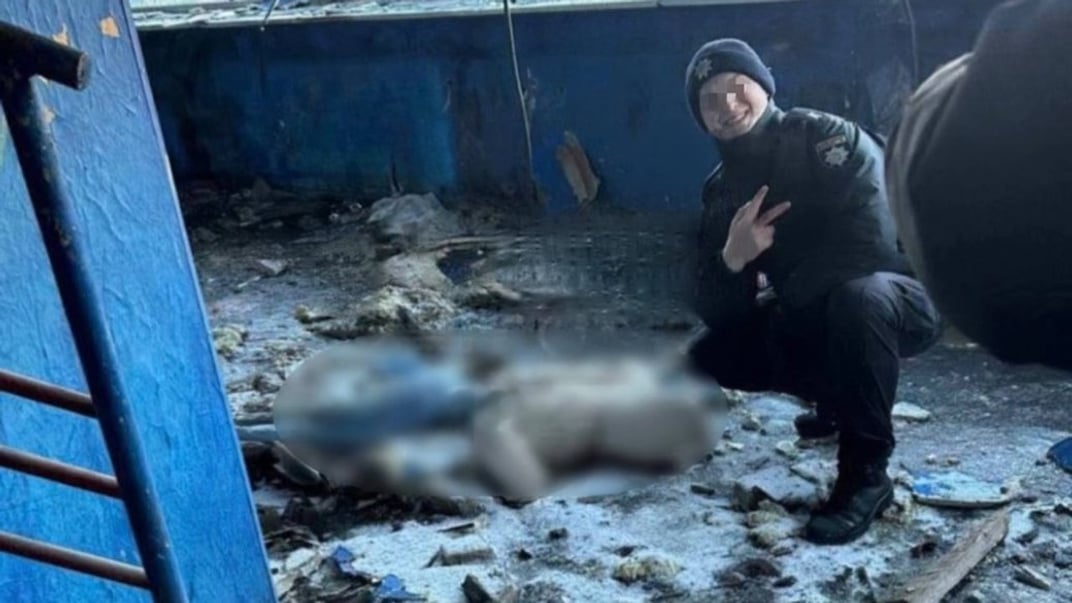 У Дніпрі курсант сфотографувався на фоні тіла померлої дівчини