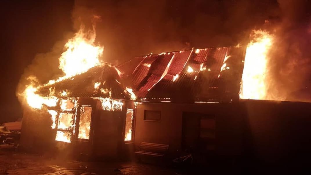 На Одещині через новорічну гірлянду згорів будинок