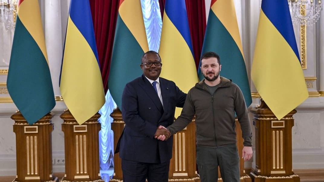 Президент України Володимир Зеленський зустрівся з президентом Гвінеї-Бісау Умару Сіссоку Ембало в Києві, 26 жовтня 2022 року