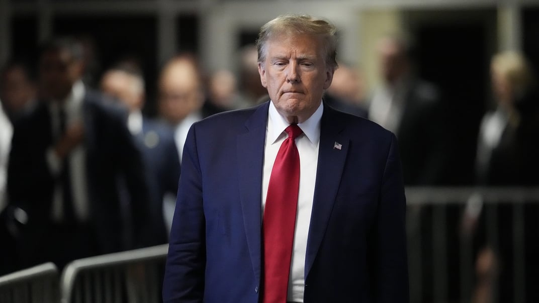 Иллюстративное фото. Дональд Трамп покидает уголовный суд Манхэттена, 15 февраля 2024 года