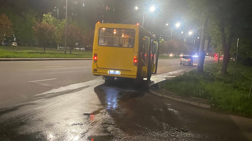 Маршрутка №51 у Львові