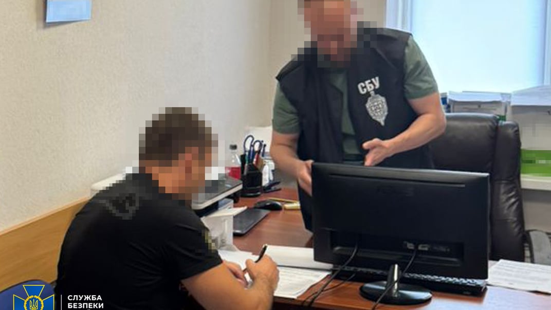 Експосадовця Міноборони підозрюють у розтраті мільярда гривень на закупівлі продуктів для ЗСУ