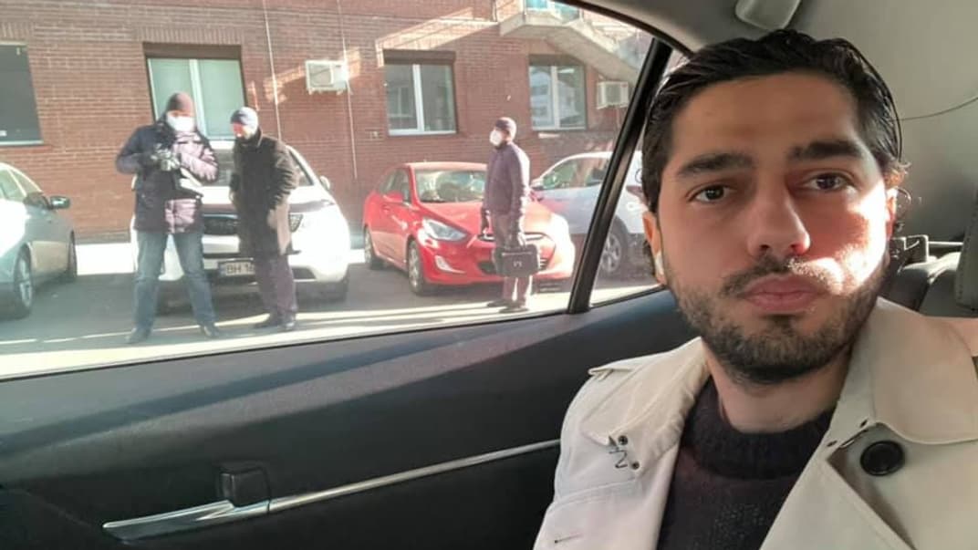 Народному депутату Гео Леросу вручают подозрение в хулиганстве, 11 ноября 2021 года