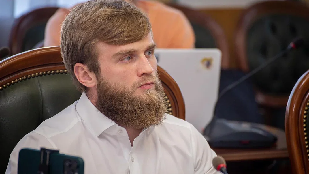 Народный депутат Артем Дмитрук