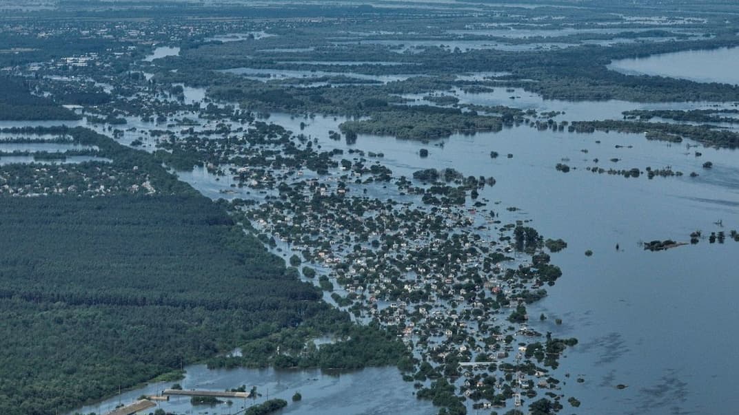 Затопленное в результате российского подрыва Каховской ГЭС село Корсунка, которое находится в оккупации, 7 июня 2023 года
