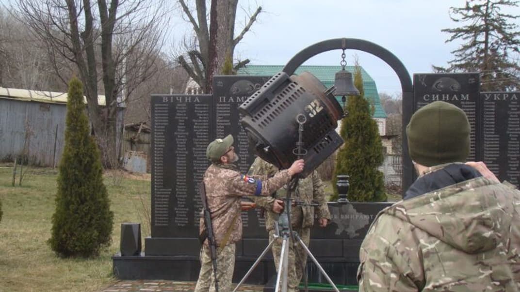 Прожекторы, позволяющие быстро замечать и уничтожать вражеские воздушные цели