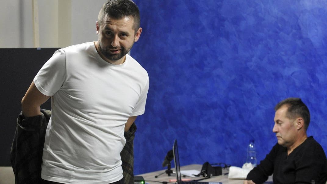 Народний депутат України Давид Арахамія готується до перевірки на поліграфі, яку зрештою перенесли на наступний день, Київ, 23 жовтня 2019 року