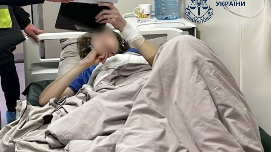 Підозрюваний підліток перебуває у лікарні після того, як нашкодив собі