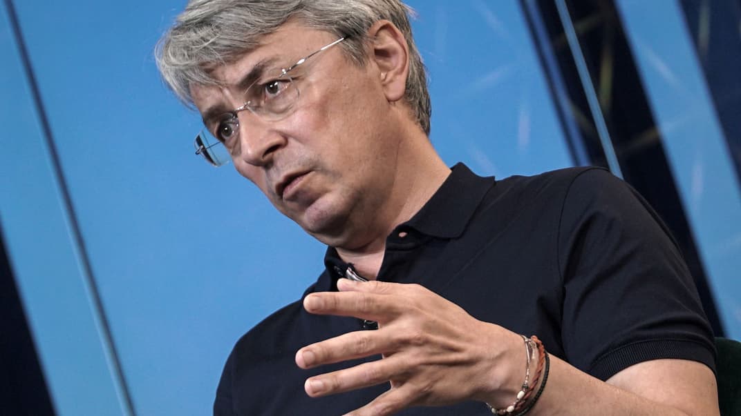 Міністр культури та інформаційної політики України Олександр Ткаченко в студії hromaske, Київ, 11 червня 2020 року