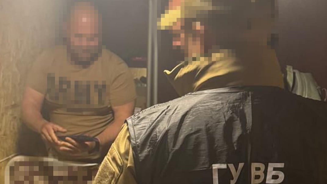 Правоохоронці затримали офіцера під час отримання неправомірної вигоди