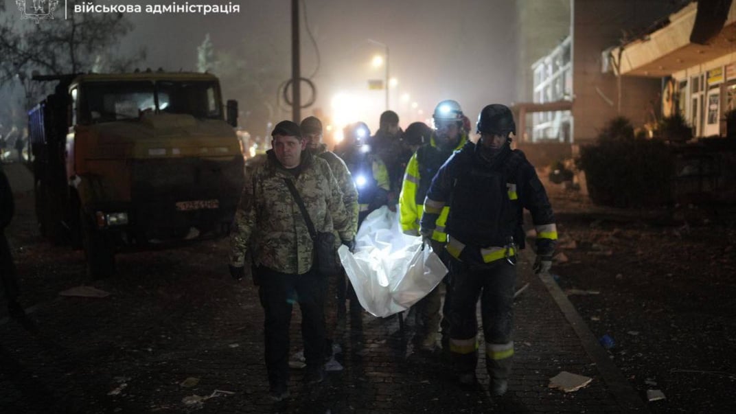 В Запоріжжі з-під завалів дістали тіло ще одного загиблого