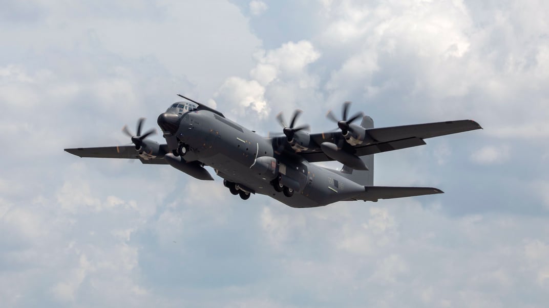 Транспортний літак німецьких ВПС C-130