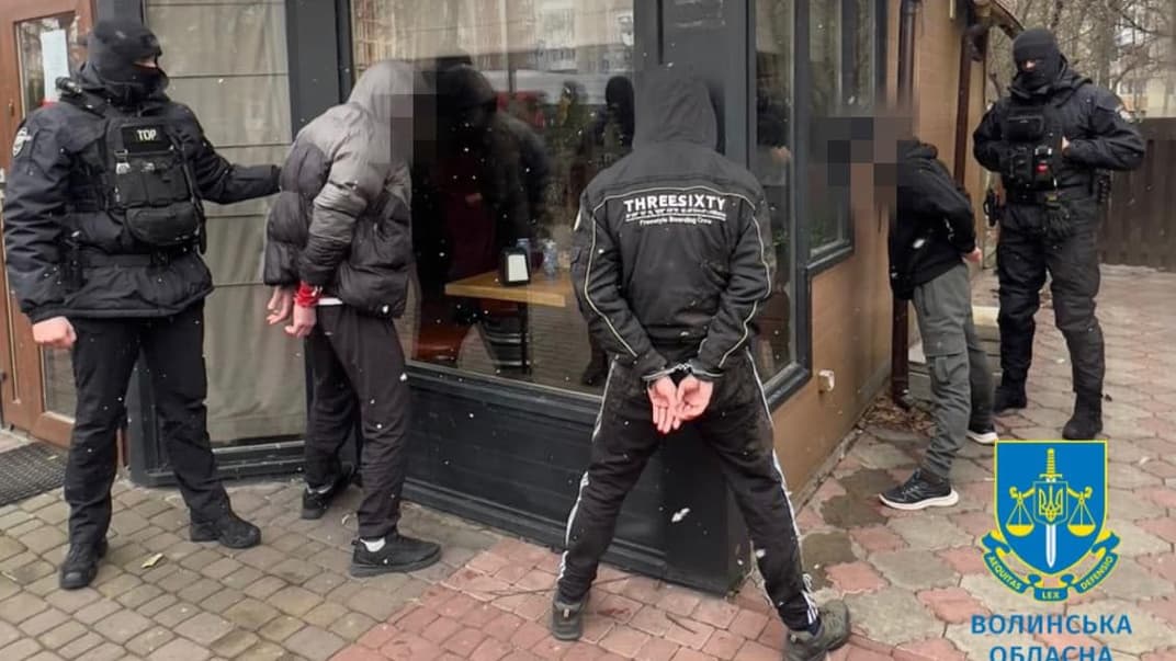 В Волынской области банда «выбивала» надуманный долг у раненого военного