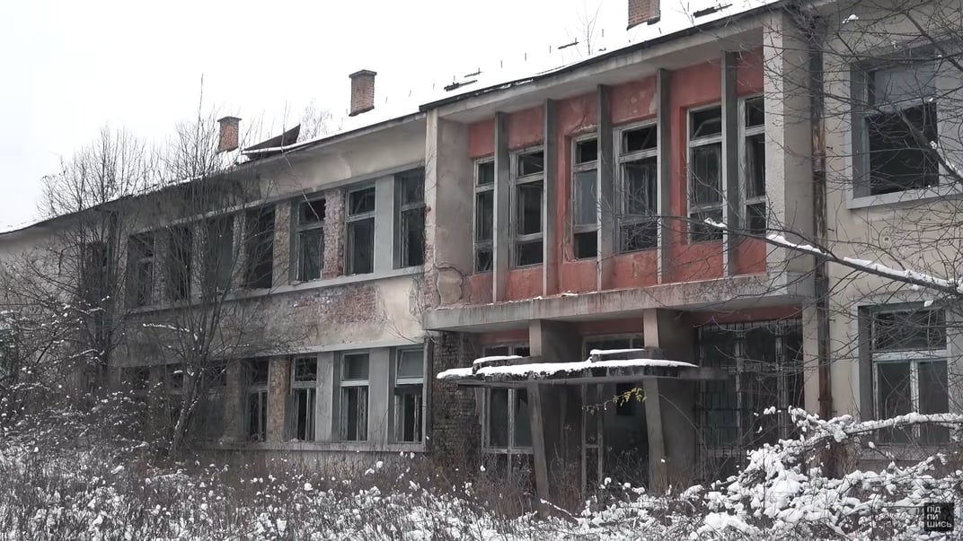 Закинутий завод боєприпасів «Вітезіт» у Боснії, який мав поставити Україні боєприпаси