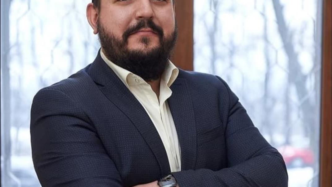 Александр Комарида