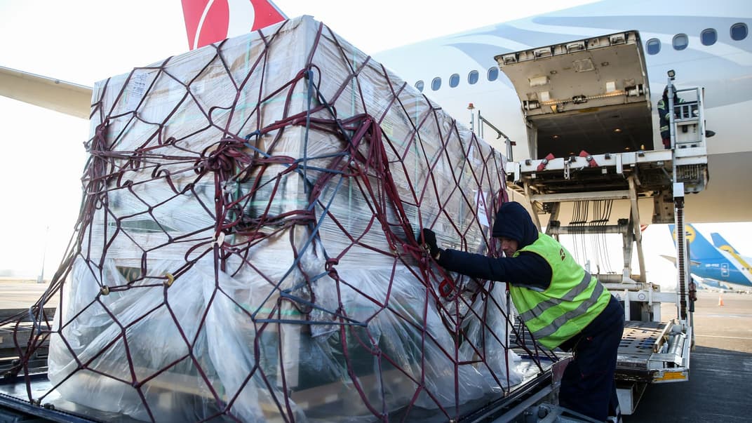 В Украину прибыло еще около 3 млн доз вакцины Moderna в рамках программы COVAX