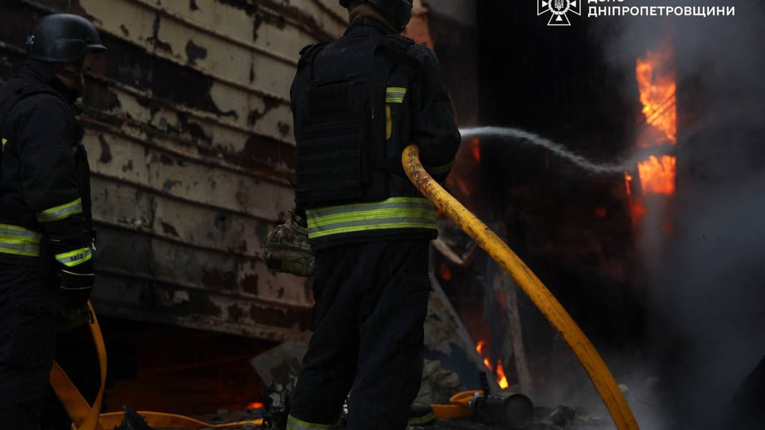 Войска рф атаковали объекты инфраструктуры нескольких регионов. «Укрзализныця» предупредила о задержках поездов