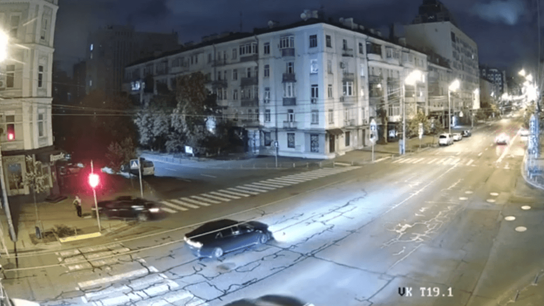 Водій прокуратури збив жінку у Києві