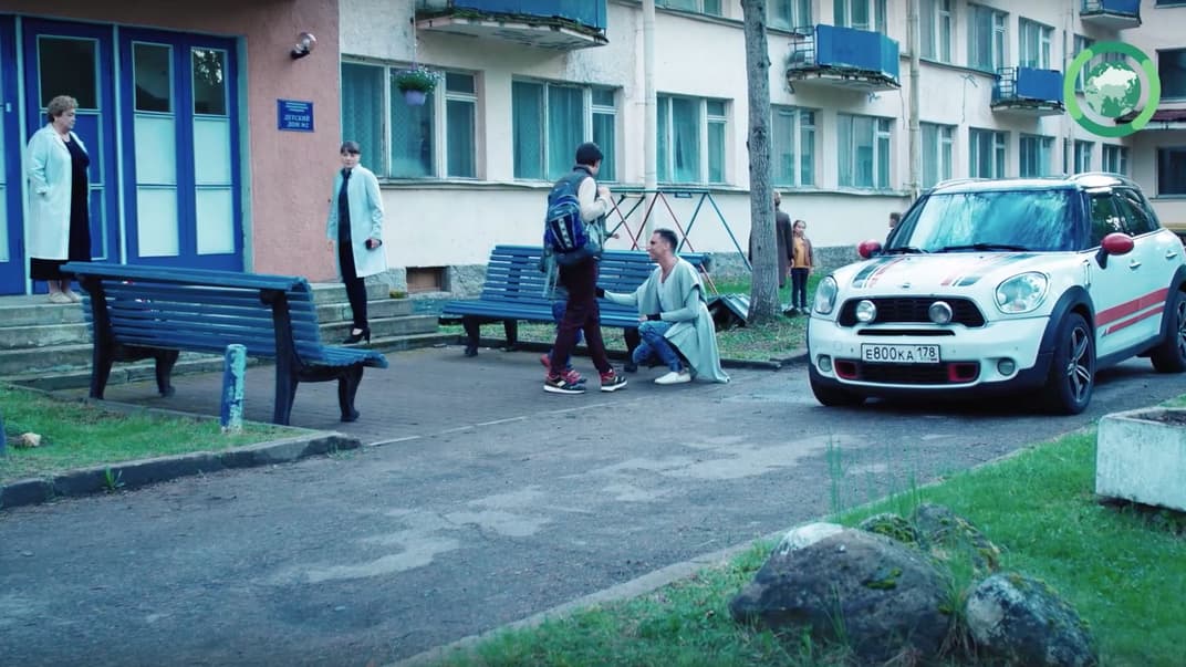 Росіян закликають проголосувати за поправки в Конституцію, аби «обрати Росію без геїв»