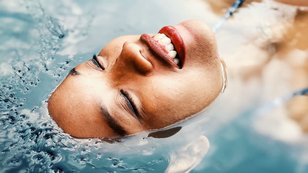 Краса — в мозку того, хто дивиться! Нейромережу навчили генерувати зображення привабливих людей за мозковою активністю