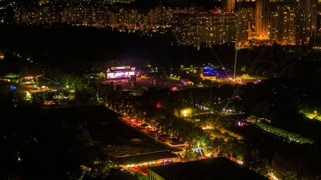 Панорама фестивалю Atlas Weekend