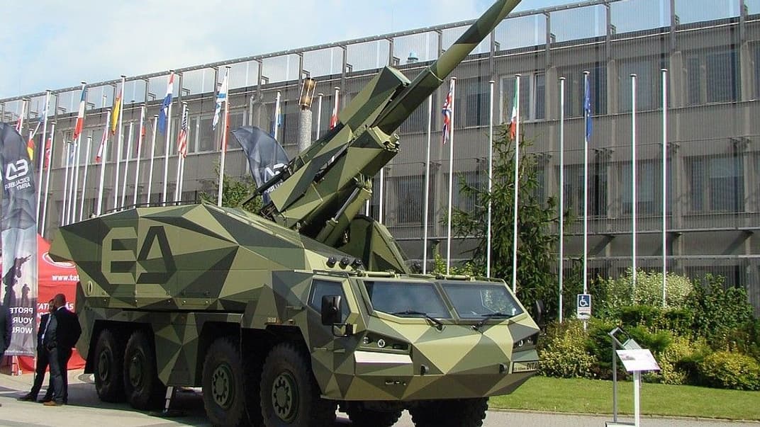 Чешская САУ DITA на Международной выставке оборонной промышленности, 2021 год