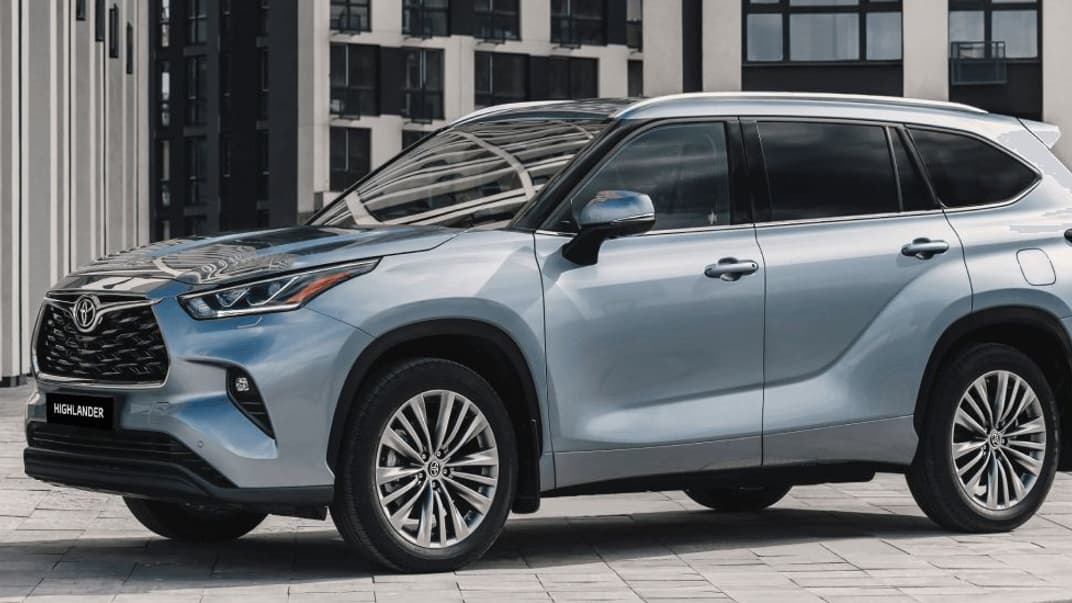 Toyota Highlander, которую приобрело дочернее предприятие Укроборонпрома, стоит в салонах более 1,6 миллиона гривен