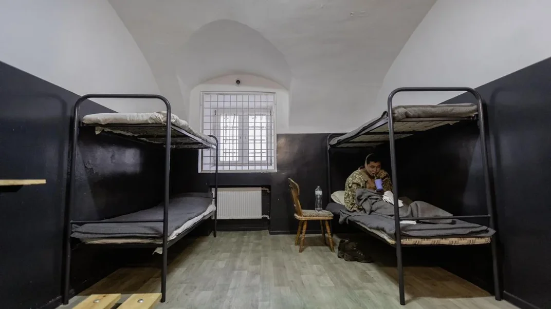 Один із полонених солдатів КНДР незадовго після захоплення в полон Один із полонених солдатів КНДР незадовго після захоплення в полон