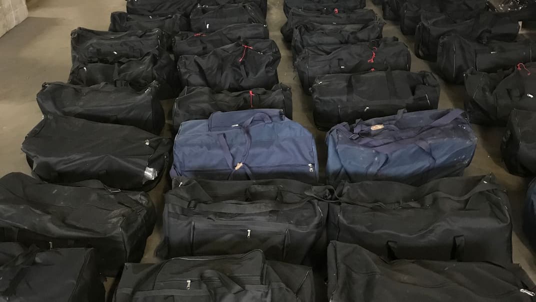 Более 200 спортивных сумок с кокаином из Уругвая, которые обнаружили немецкие правоохранители, Гамбург, ФРГ, 2 августа 2019 год