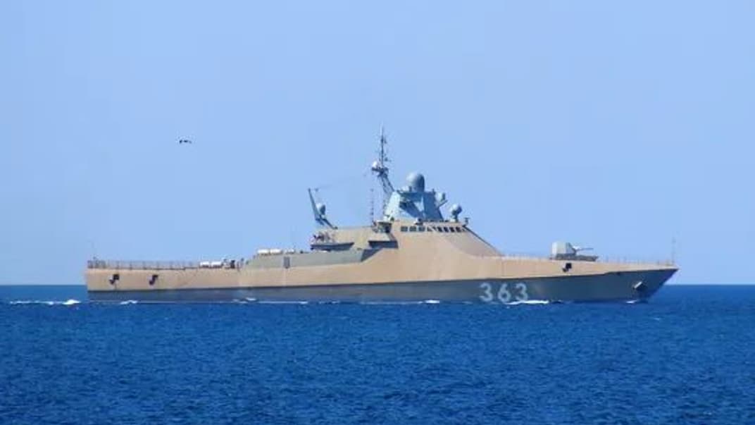 российский корабль «Павел Державин»