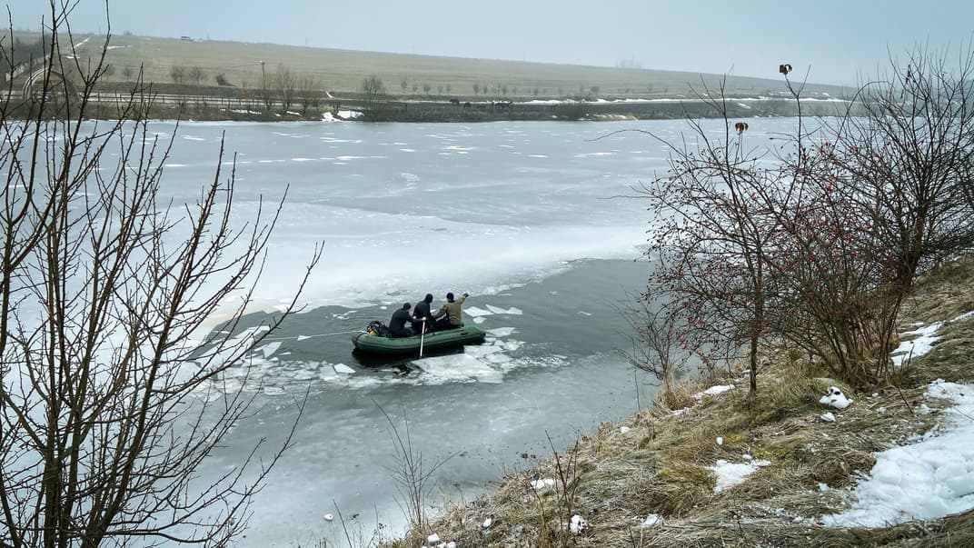 На Тернопільщині знайшли тіла трьох дітей під кригою у ставку, 30 січня 2023 року