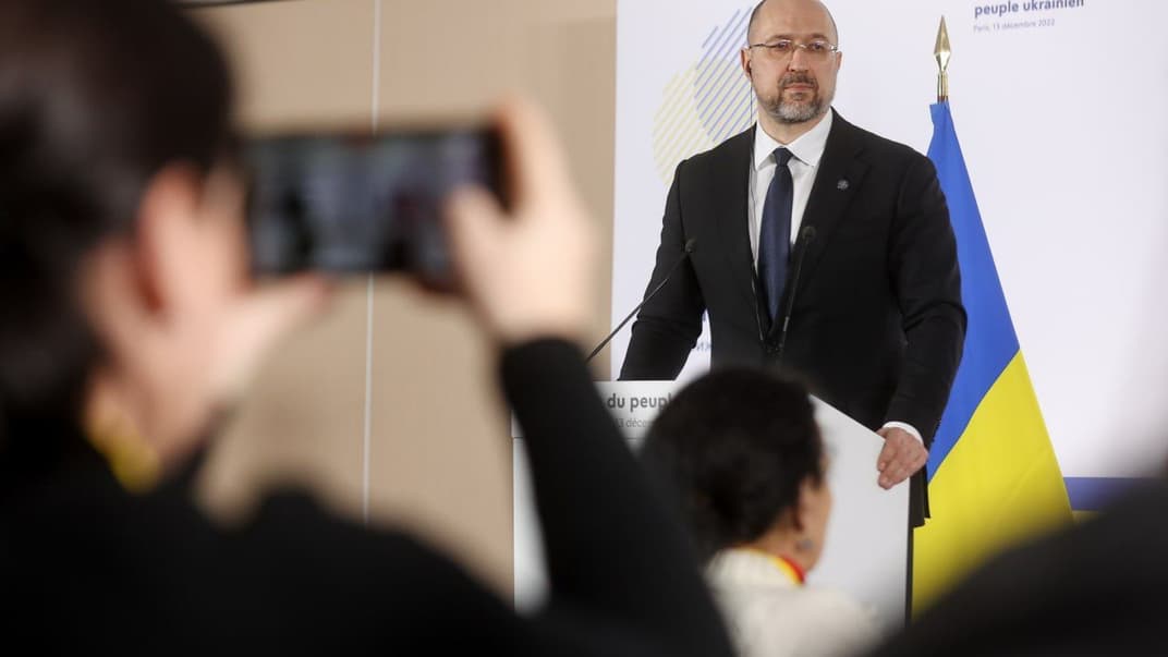 Денис Шмигаль під час конференції у Парижі