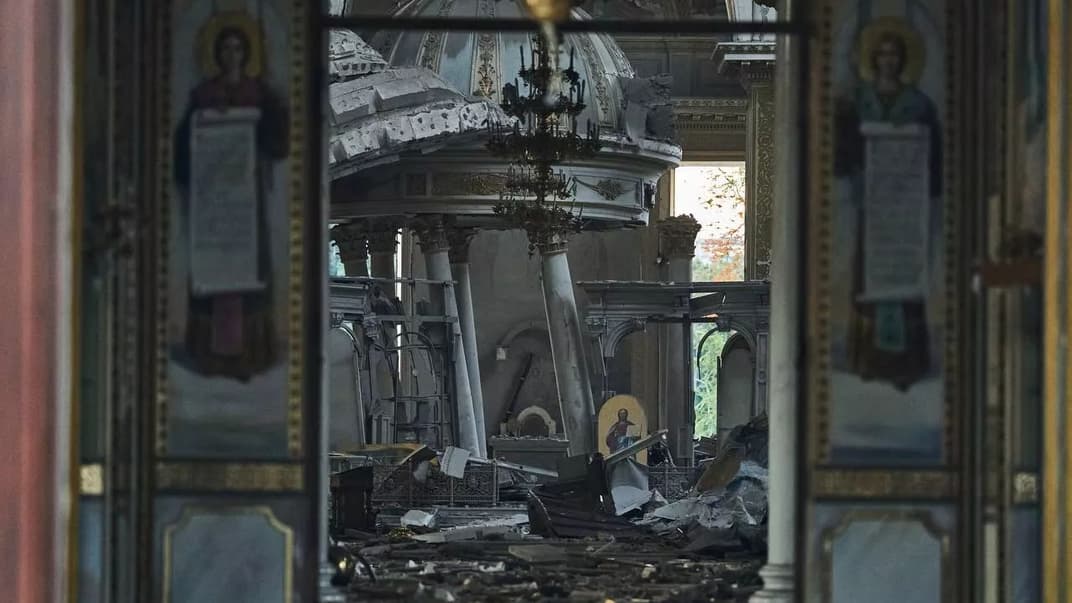 Спасо-Преображенський катедральний собор в Одесі після російської атаки в ніч проти 23 липня 2023 року