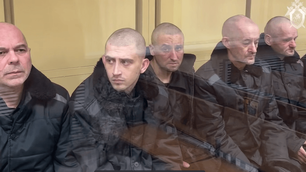 Суд у рф незаконно засудив сімох українських полонених