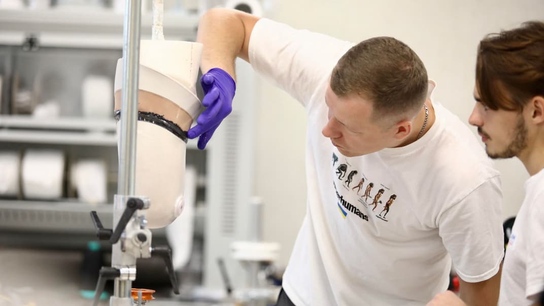 Американо-украинская миссия по протезированию военных и гражданских во Львове