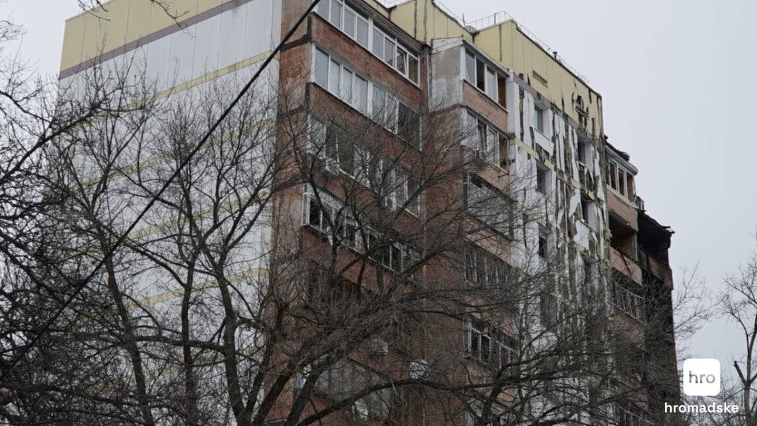 Наслідки російської атаки у Шевченківському районі Києва