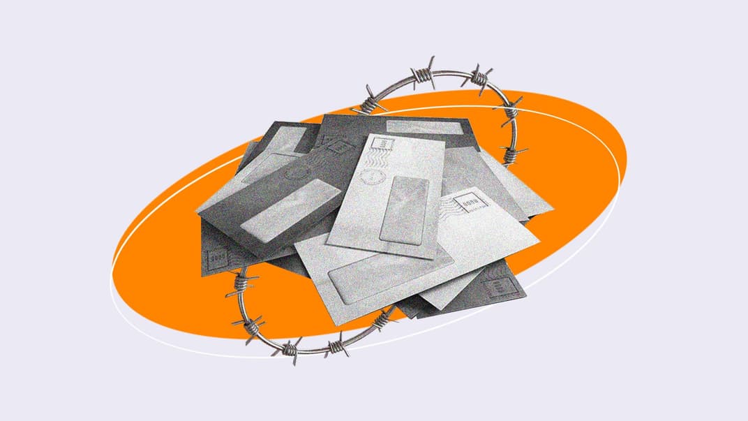 Листи з полону: «Мамо, не хвилюйся, я поїв і в шапці»