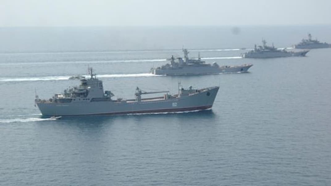 Российские корабли во время военных учений