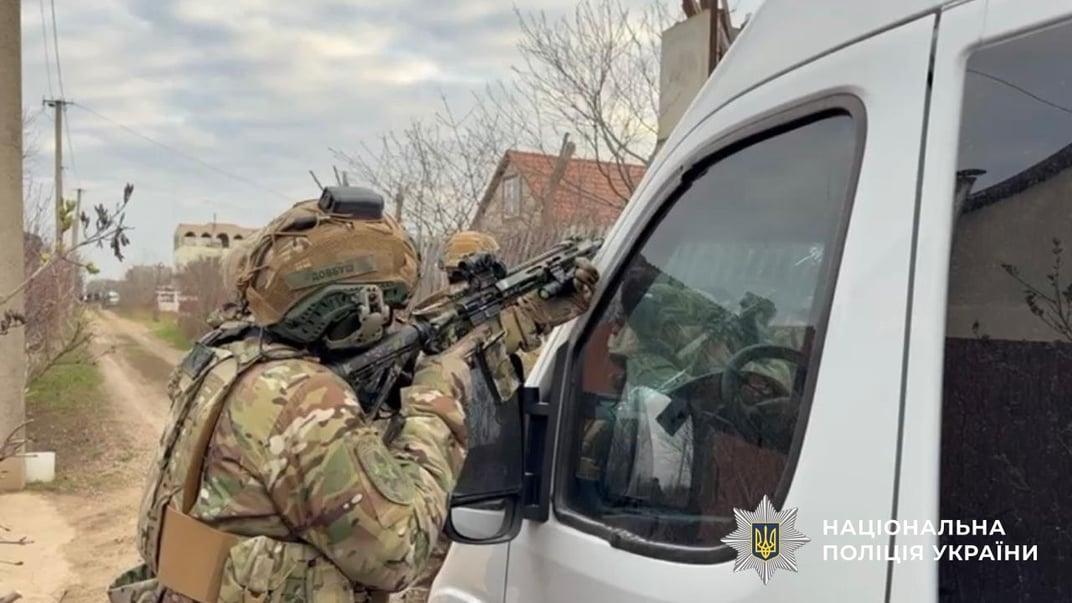 Чоловіка, який відкрив вогонь у патрульних в Одесі, застрелили під час затримання