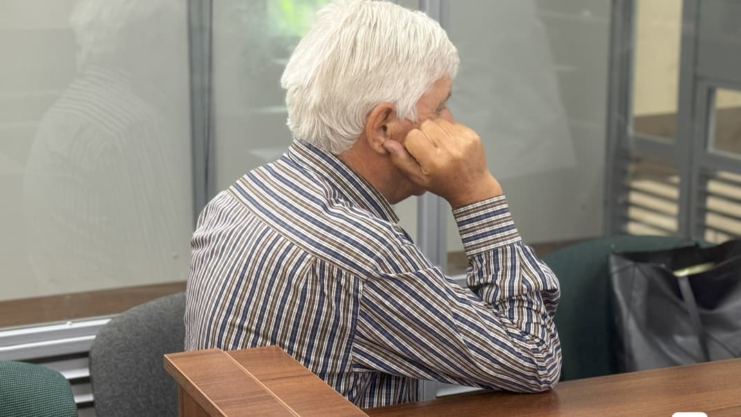 Подозреваемый в зале Оболонского райсуда Киева, 7 июня 2024 года